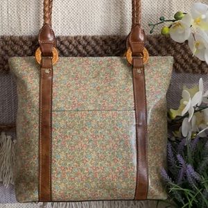 NWOT Patricia Nash Coral Bouquet